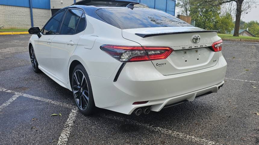 2021 toyota camry xse
