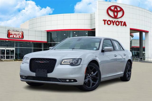 2023 chrysler 300 s