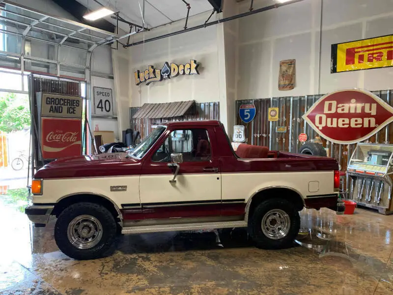 1988 ford bronco xlt 2dr 4wd suv