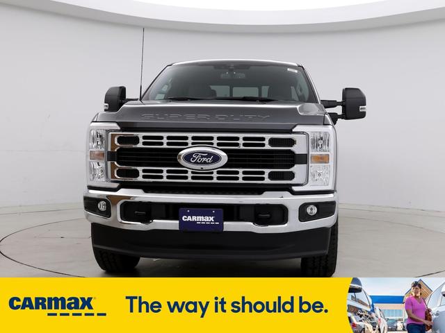 2023 ford f-250 xlt