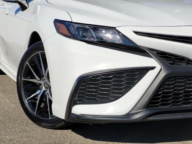 2024 toyota camry se