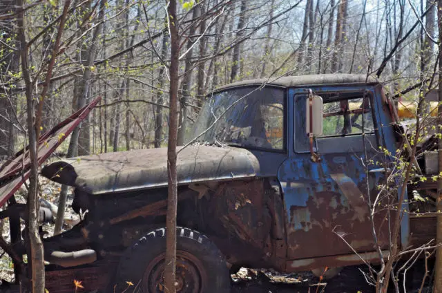 1968 international havestor pickup with utility box