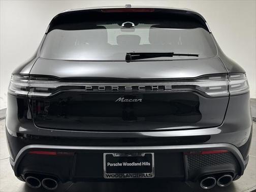 2024 porsche macan