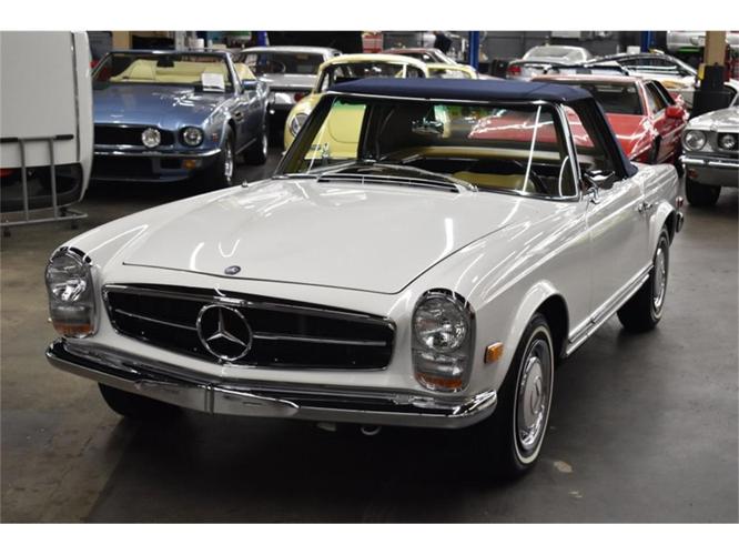 1968 mercedes-benz 280sl in huntington station, new york