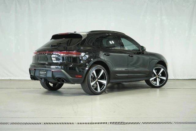 2024 porsche macan t