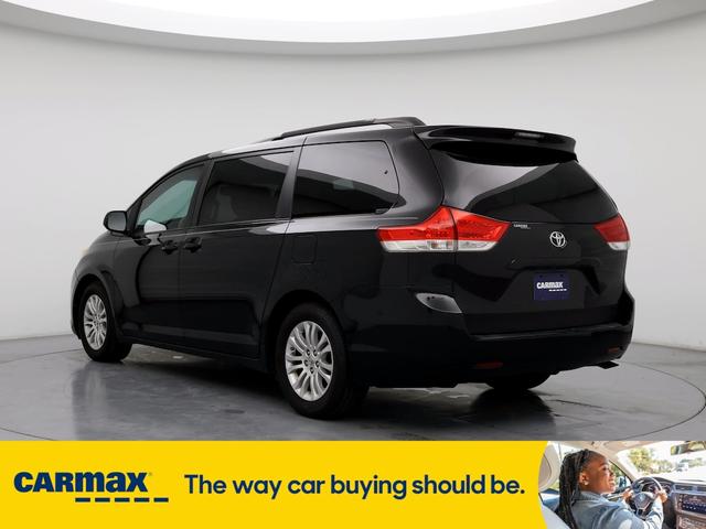 2014 toyota sienna xle