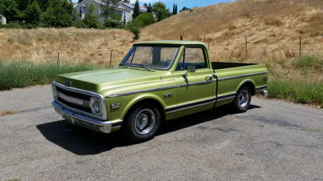 1970 chevy c10 short bed!