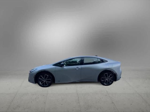 2023 toyota prius xle