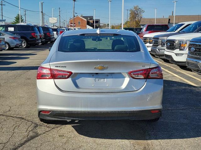 2022 chevrolet malibu fwd lt