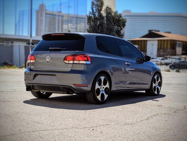 2011 volkswagen gti 2-door