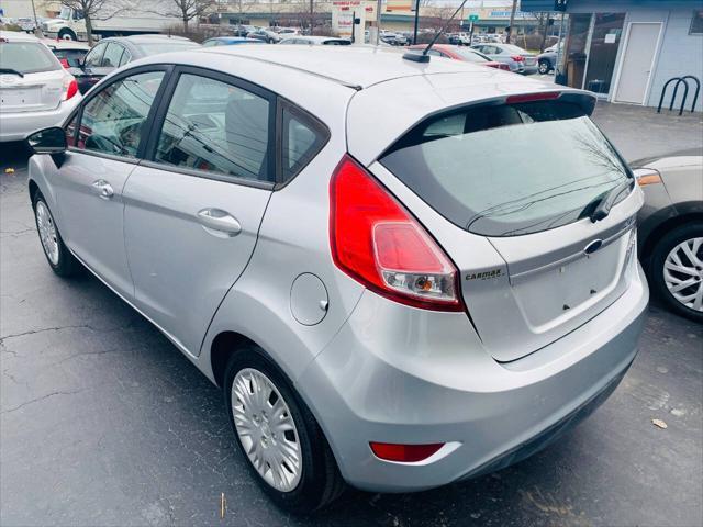 2015 ford fiesta s 4dr hatchback