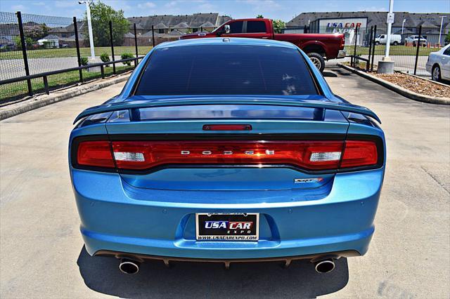2013 dodge charger srt8