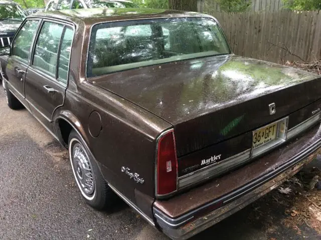 oldsmobile ninety-eight regency