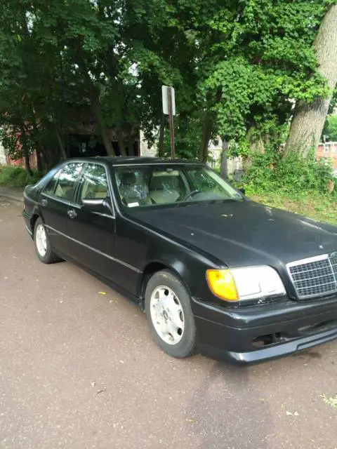 1993 mercedes benz 300se - custom paint and interior - needs transmission