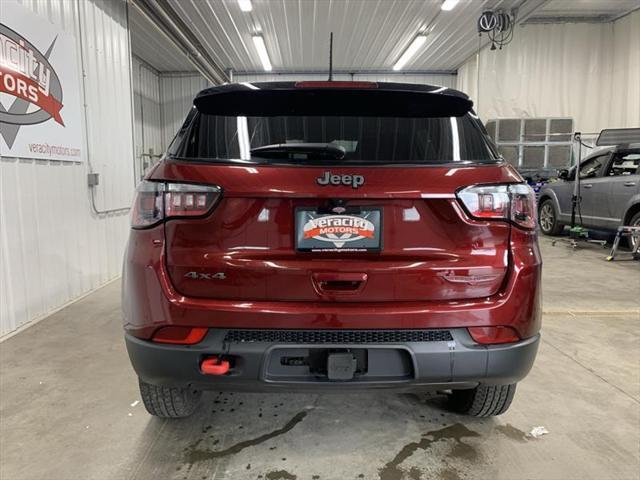 2022 jeep compass trailhawk