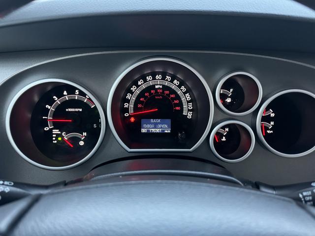 2014 toyota sequoia platinum