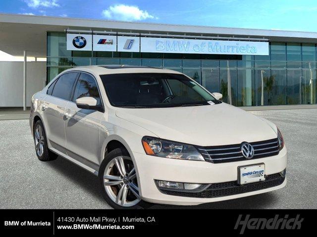 2015 volkswagen passat 1.8t auto se w/sunroof & nav