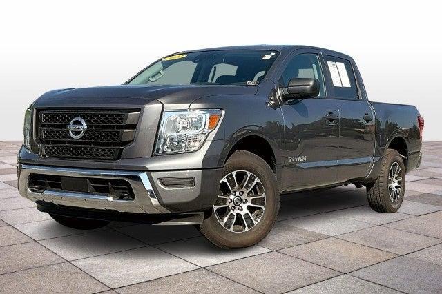 2022 nissan titan sv