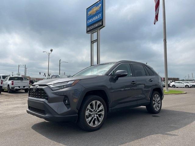 2022 toyota rav4 xle premium