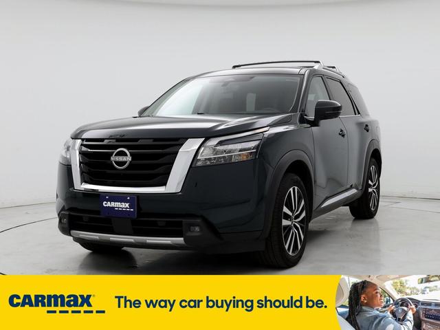 2023 nissan pathfinder platinum