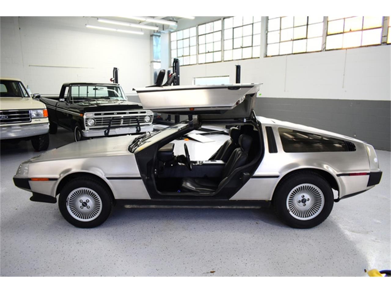 1981 delorean dmc 12