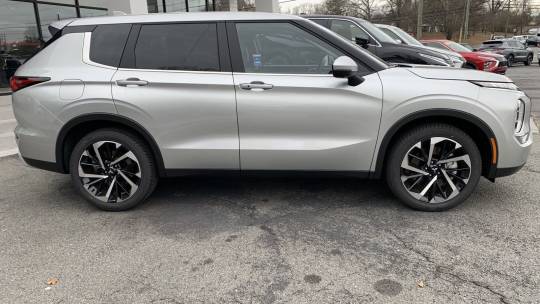 2024 Mitsubishi Outlander