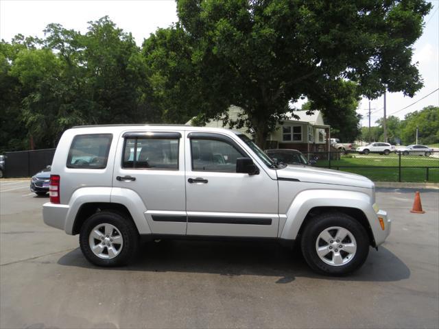 2011 jeep liberty sport