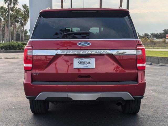 2021 ford expedition xlt