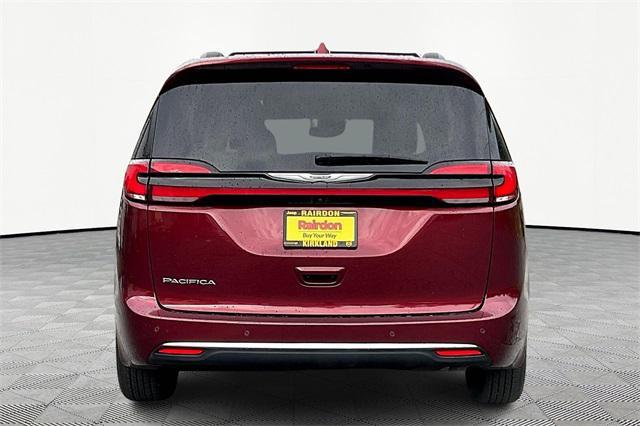 2022 chrysler pacifica touring l