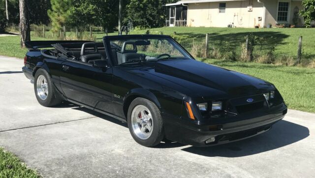 1986 ford mustang convertible 5.0