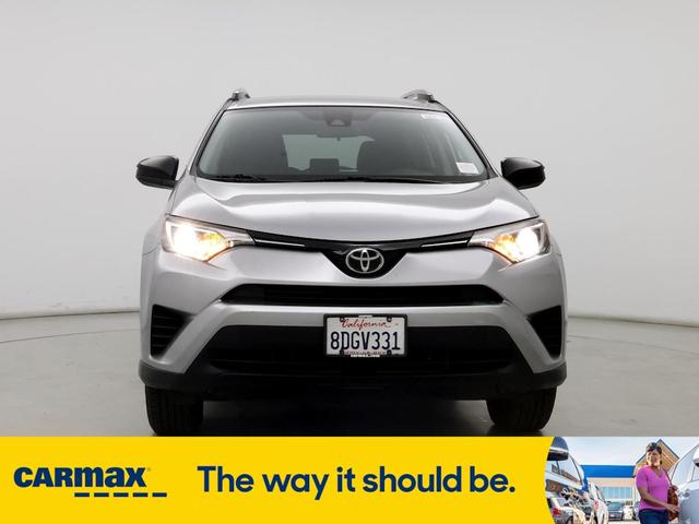 2018 toyota rav4 le