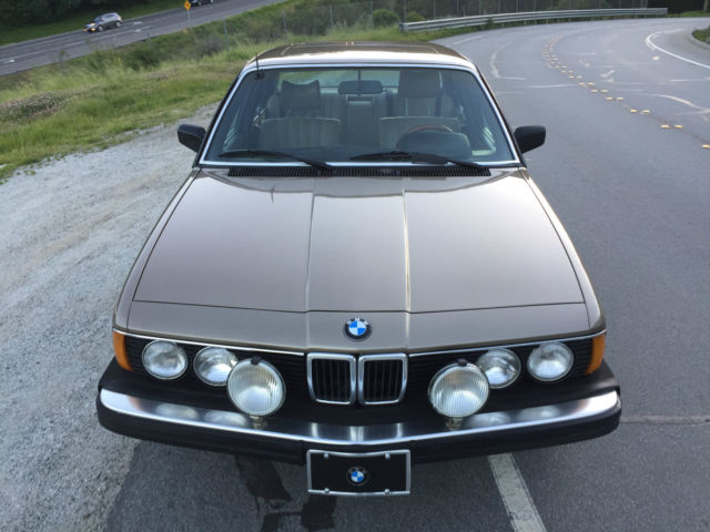 1984 bmw 733i base sedan 4-door 3.2l