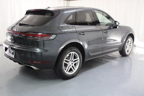 2021 porsche macan