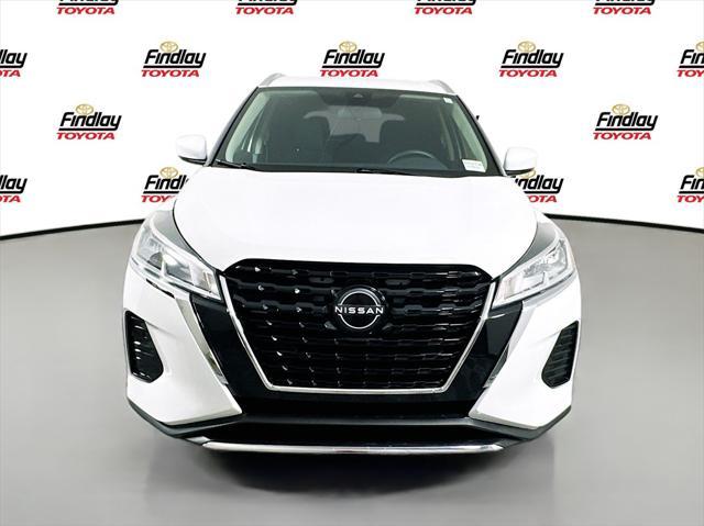 2022 nissan kicks sv