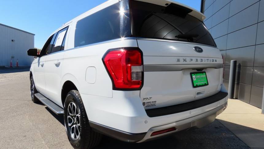 2022 ford expedition max xlt