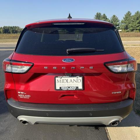 2022 ford escape sel