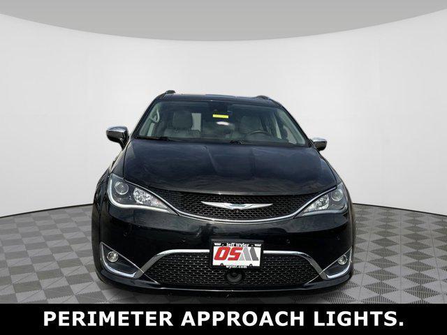 2017 chrysler pacifica limited