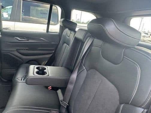 2023 jeep grand cherokee altitude in biloxi, mississippi