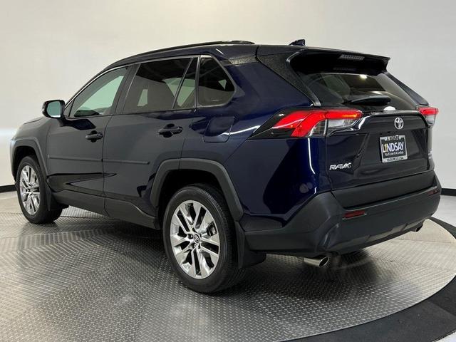 2021 toyota rav4 xle premium