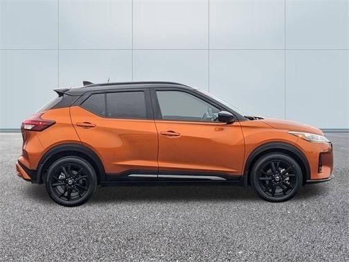 2021 nissan kicks