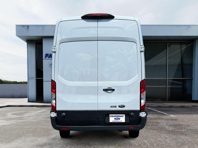 2020 ford transit-250 base