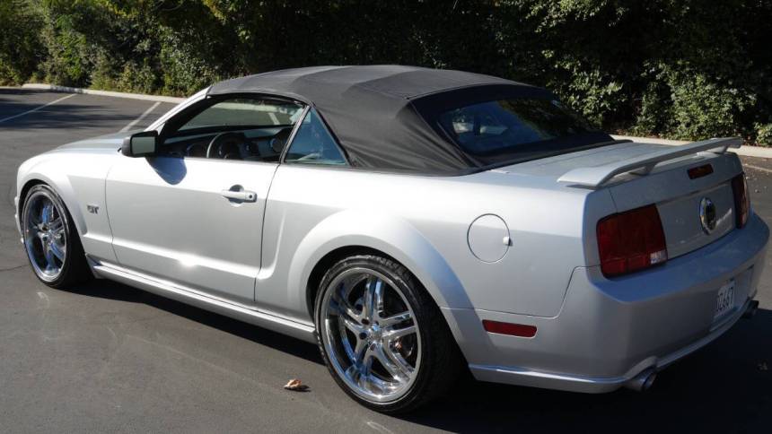 2006 ford mustang