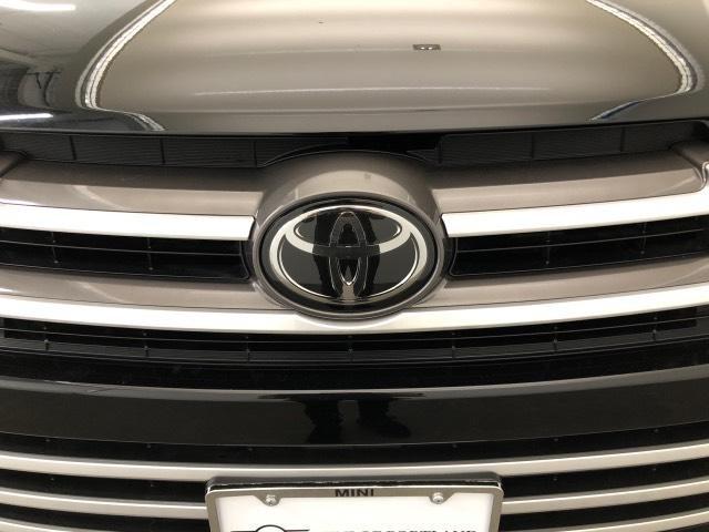 used 2017 toyota highlander awd xle v6 portland, or 97225 for sale in portland, oregon