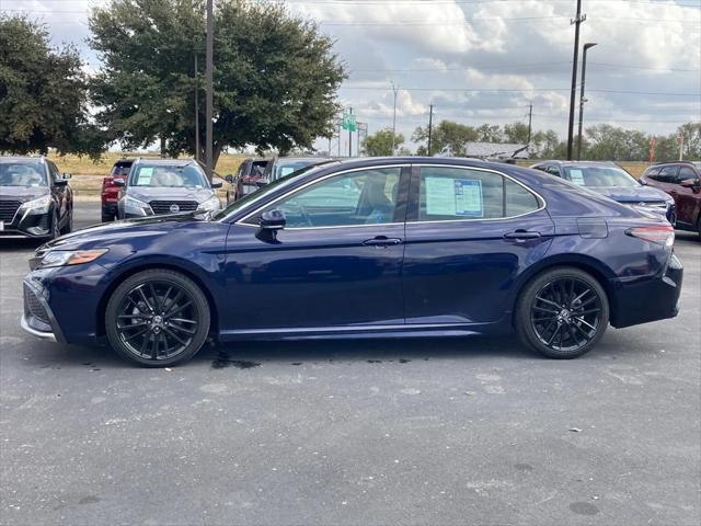 2022 toyota camry xse