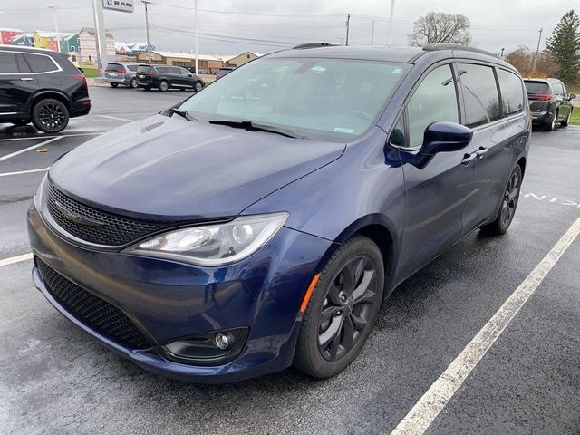 2020 chrysler pacifica touring-l