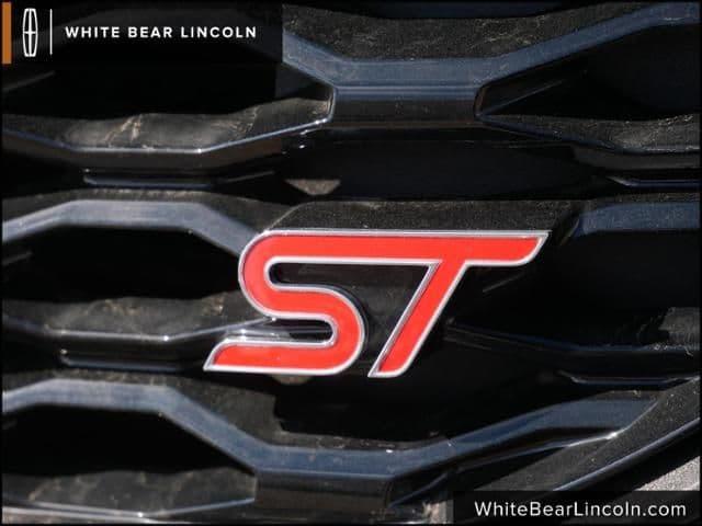 2023 ford explorer st in lino lakes, minnesota