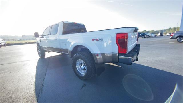2022 ford f-350 lariat