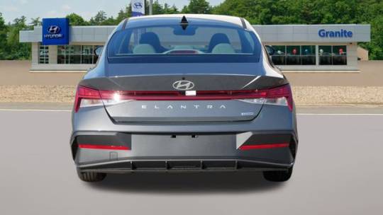 2025 Hyundai Elantra