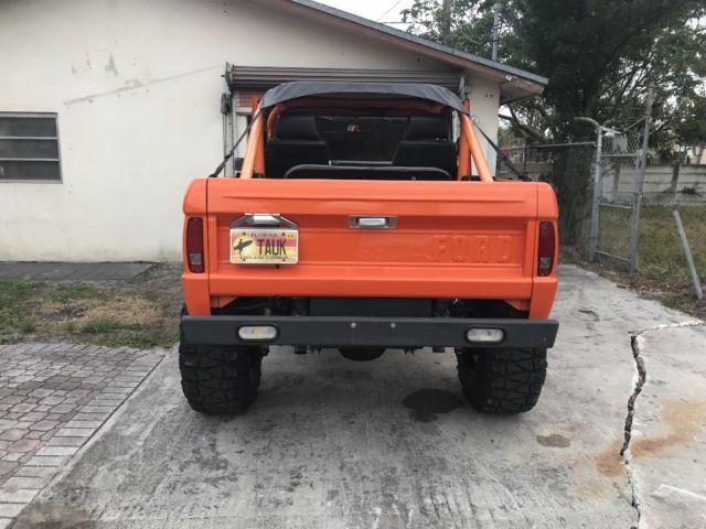 1973 resto mod ford bronco