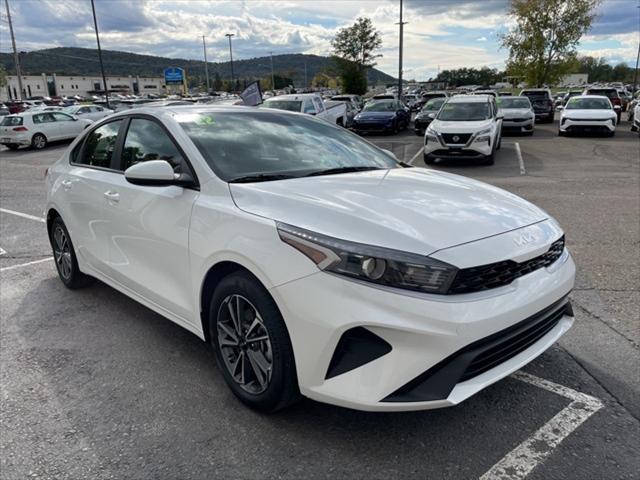 2022 kia forte lxs